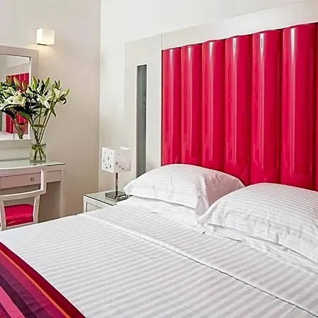 Hotel Grand 4*